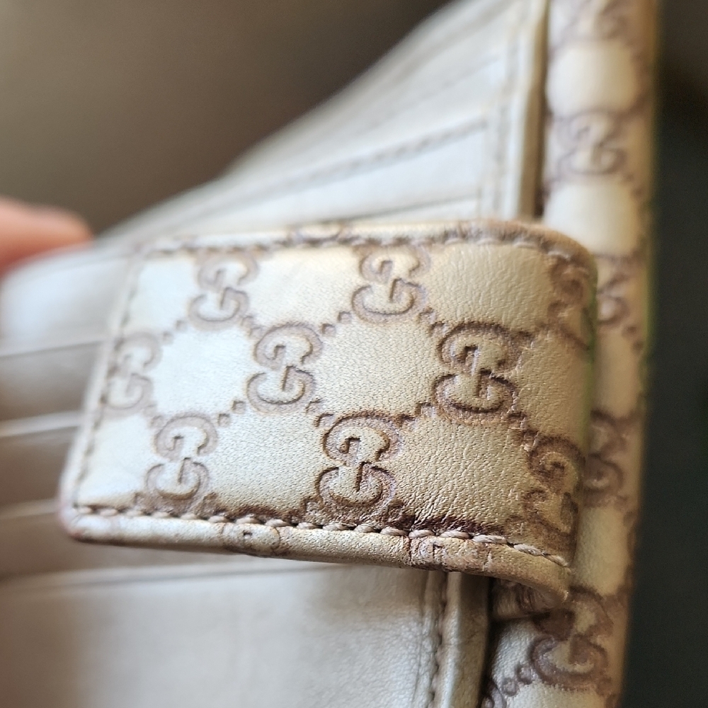 ✨️Gucci Brown Monogram Wallet - Picture 9 of 17
